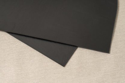 Arch Placemat Pair in black leather