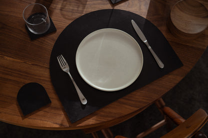 Arch Placemat Pair in black leather